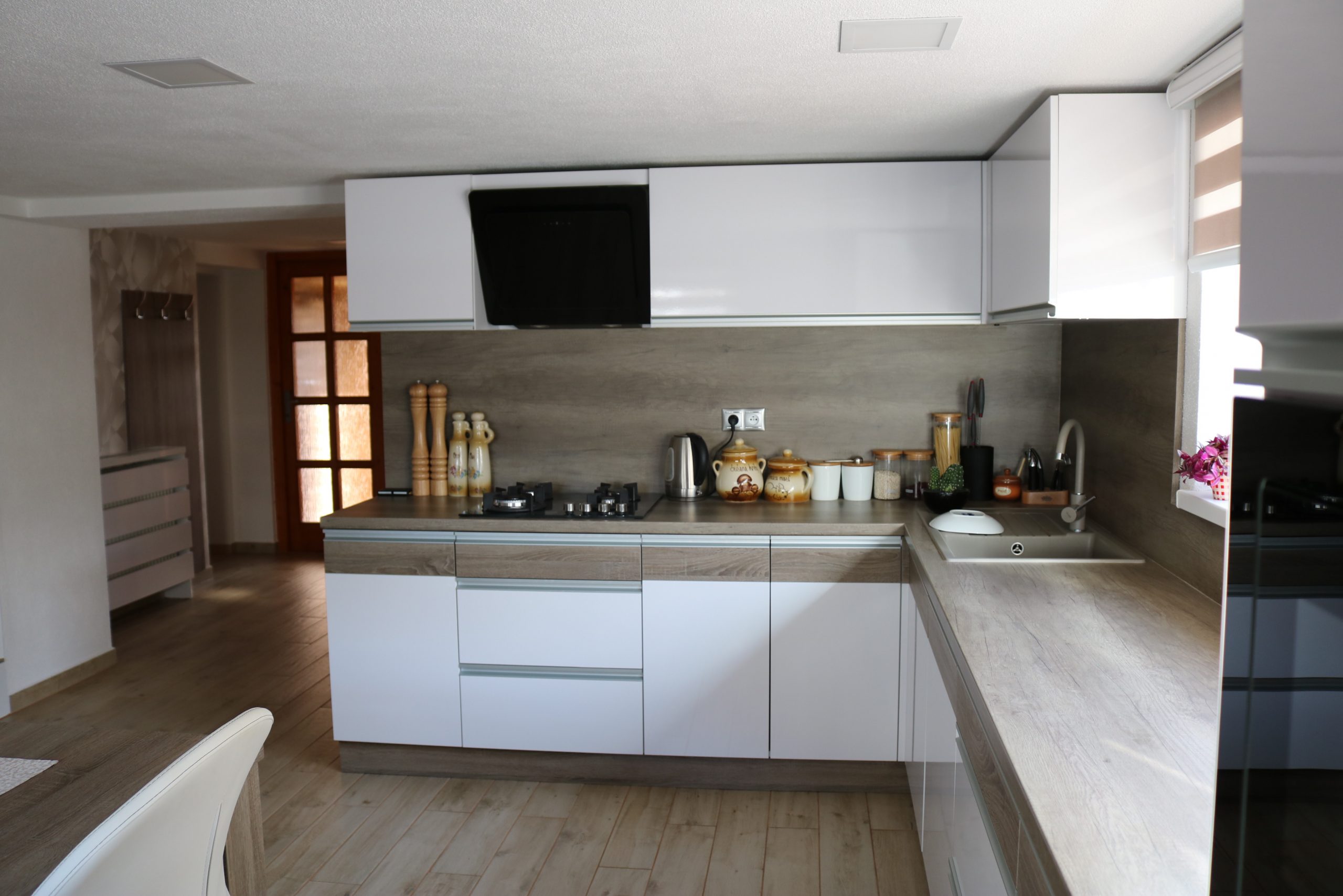 realizácia interiéru kuchyňa a jedáleň